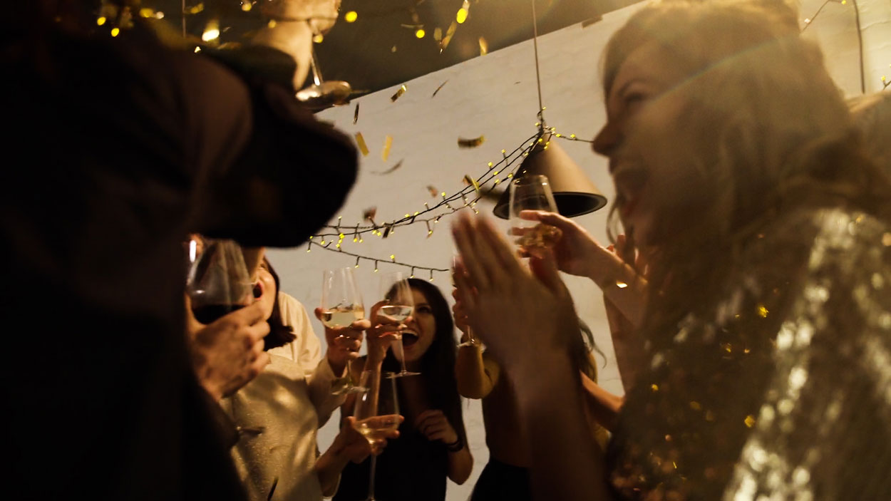 4K真实镜头光晕素材包闪光金色光效60叠加130图片PR/AE/PS照片视频光效素材Sickboat - SPARKLER LENS FLARES (4K)