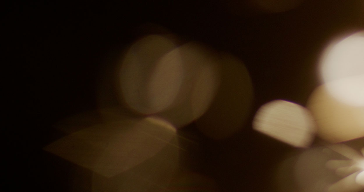 4K真实镜头光晕素材包闪光金色光效60叠加130图片PR/AE/PS照片视频光效素材Sickboat - SPARKLER LENS FLARES (4K)