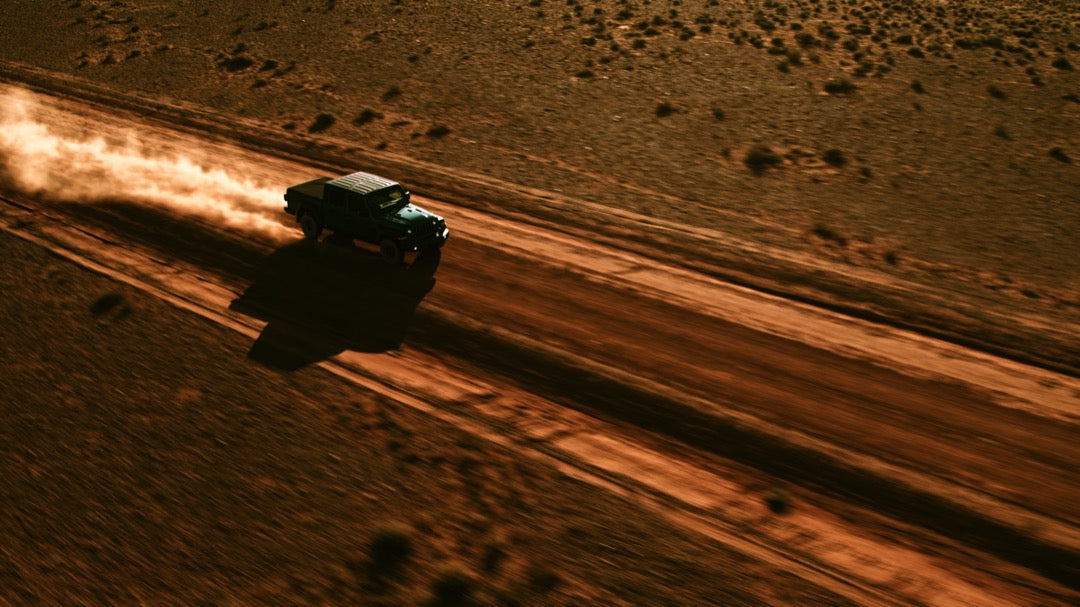 电影大片LUT预设16款.cube .drx .dng高饱和动态色调PR/达芬奇调色GradeFruit - Blockbuster V2 LUTs & LR Presets